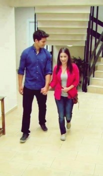 Hazal Kaya Fotoğrafı