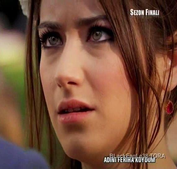 Hazal Kaya Fotoğrafı