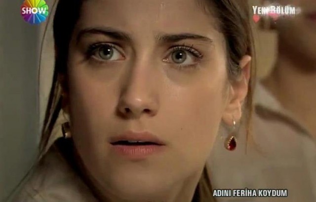 Hazal Kaya Fotoğrafı