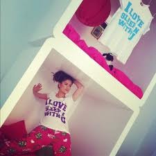 Hazal Kaya Fotoğrafı