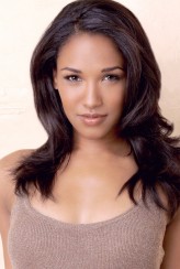 Candice Patton fotoğrafı