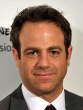 Paul Adelstein fotoğrafı