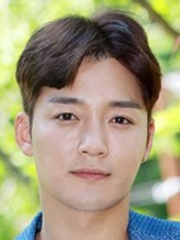 Kim Jin-woo fotoğrafı