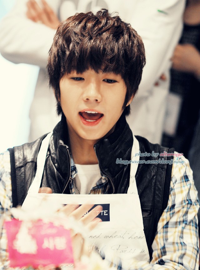 Wooyoung Fotoğrafı