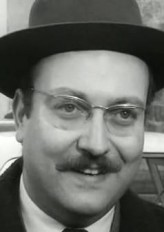 Yves Barsacq fotoğrafı