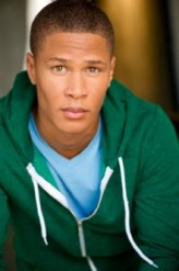 Najee De-Tiege fotoğrafı