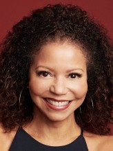 Gloria Reuben fotoğrafı