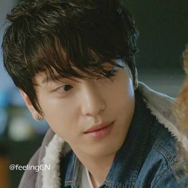 Jung Yong-Hwa Fotoğrafı