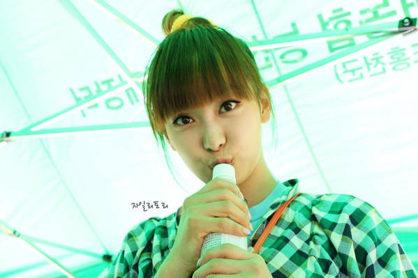 Victoria Song Fotoğrafı