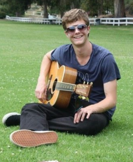 Jack Quaid Fotoğrafı