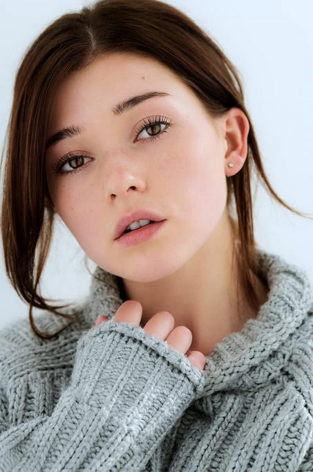 Katie Douglas Fotoğrafı