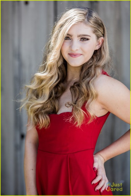 Willow Shields Fotoğrafı