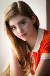 Willow Shields fotoğrafı