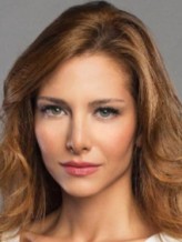 Ezgi Asaroğlu fotoğrafı