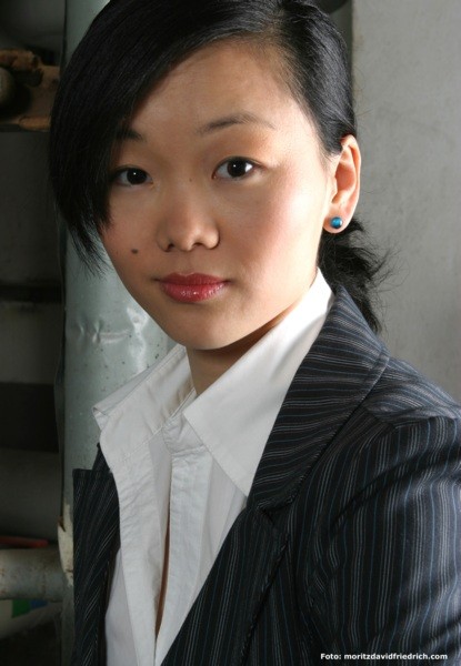 Yvonne Yung Hee Fotoğrafı