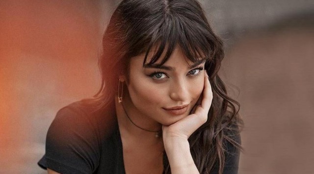 Ayça Ayşin Turan Fotoğrafı