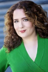 Artemis Pebdani fotoğrafı