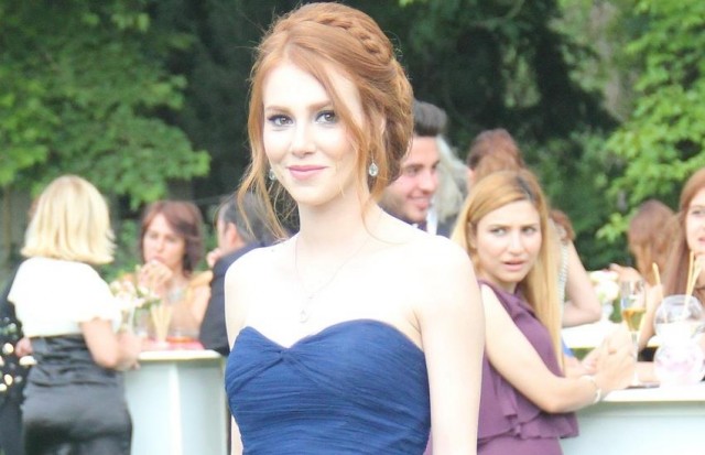 Elçin Sangu Fotoğrafı