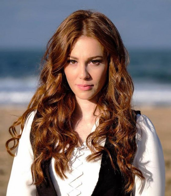 Elçin Sangu Fotoğrafı