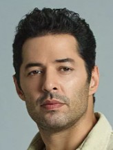 Mert Fırat fotoğrafı