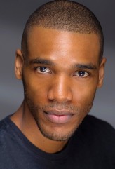 Parker Sawyers fotoğrafı