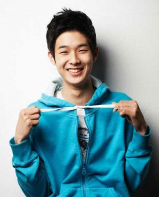 Choi Woo-sik Fotoğrafı