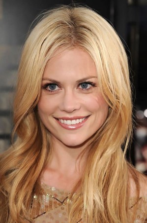 Claire Coffee Fotoğrafı