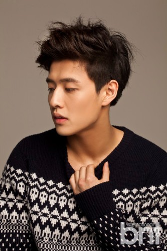 Kang Ha-Neul Fotoğrafı