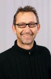 Lionel Newton fotoğrafı