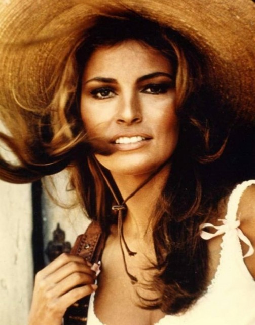 Raquel Welch Fotoğrafı