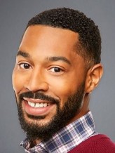 Tone Bell fotoğrafı