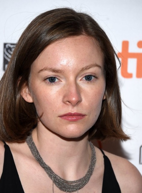 Deragh Campbell fotoğrafı