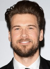 Nick Zano fotoğrafı