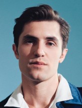 Phil Dunster fotoğrafı