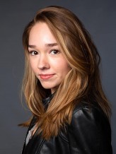 Holly Taylor fotoğrafı