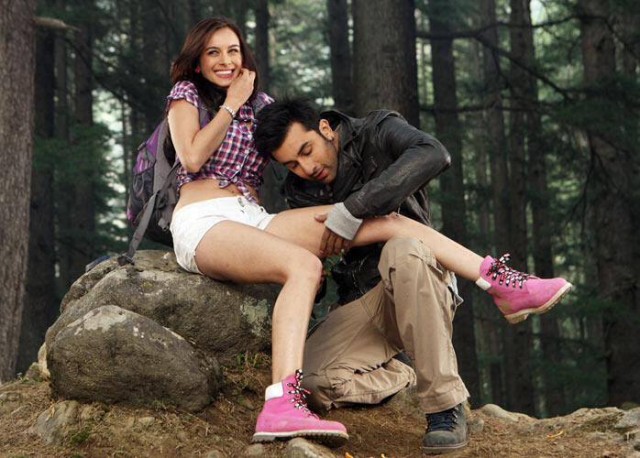 Evelyn Sharma Fotoğrafı