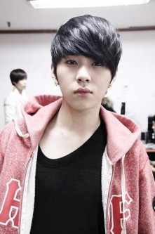 Yong Joon-hyung Fotoğrafı