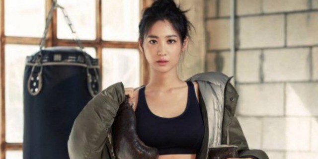 Claudia Kim Fotoğrafı