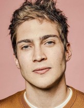 James Morosini fotoğrafı