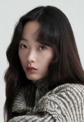 Lee Yoo-Mi fotoğrafı