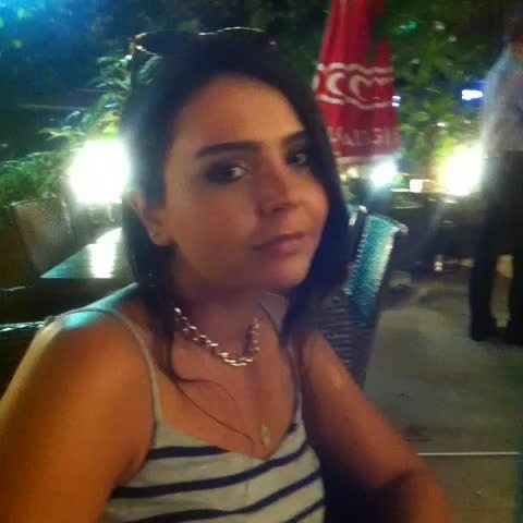 Cansu Diktaş Fotoğrafı