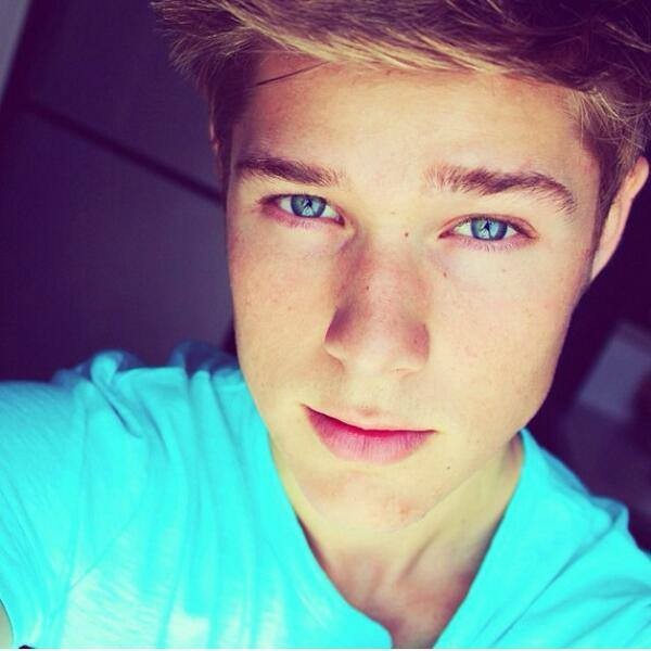 Mason  Dye Fotoğrafı