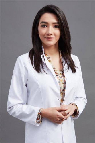 Aybüke Pusat Fotoğrafı