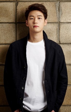 Lee Hak-joo fotoğrafı