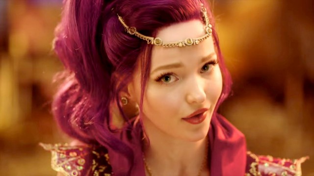 Dove Cameron Fotoğrafı