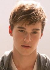 Mitchell Hope fotoğrafı