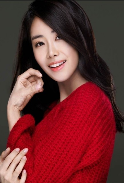 Kang Ye-won  Fotoğrafı