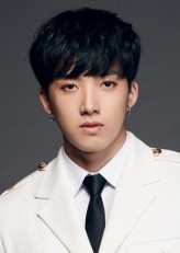 Park Sung-Jun fotoğrafı