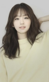 Jin Ki-joo fotoğrafı