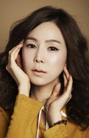 Lee Ji-hyun (iii) fotoğrafı